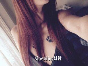 CassiieeUK